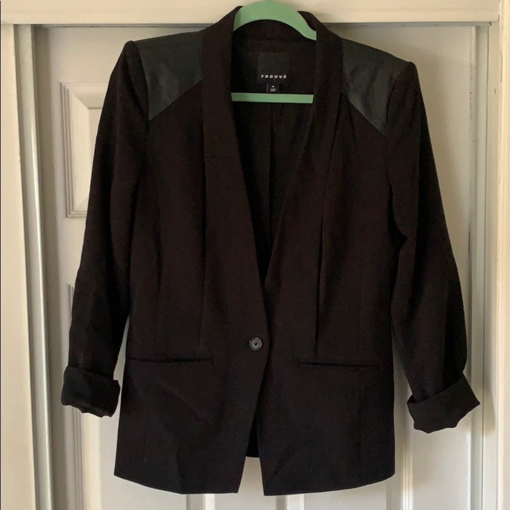 Trouve faux leather shoulder black laser